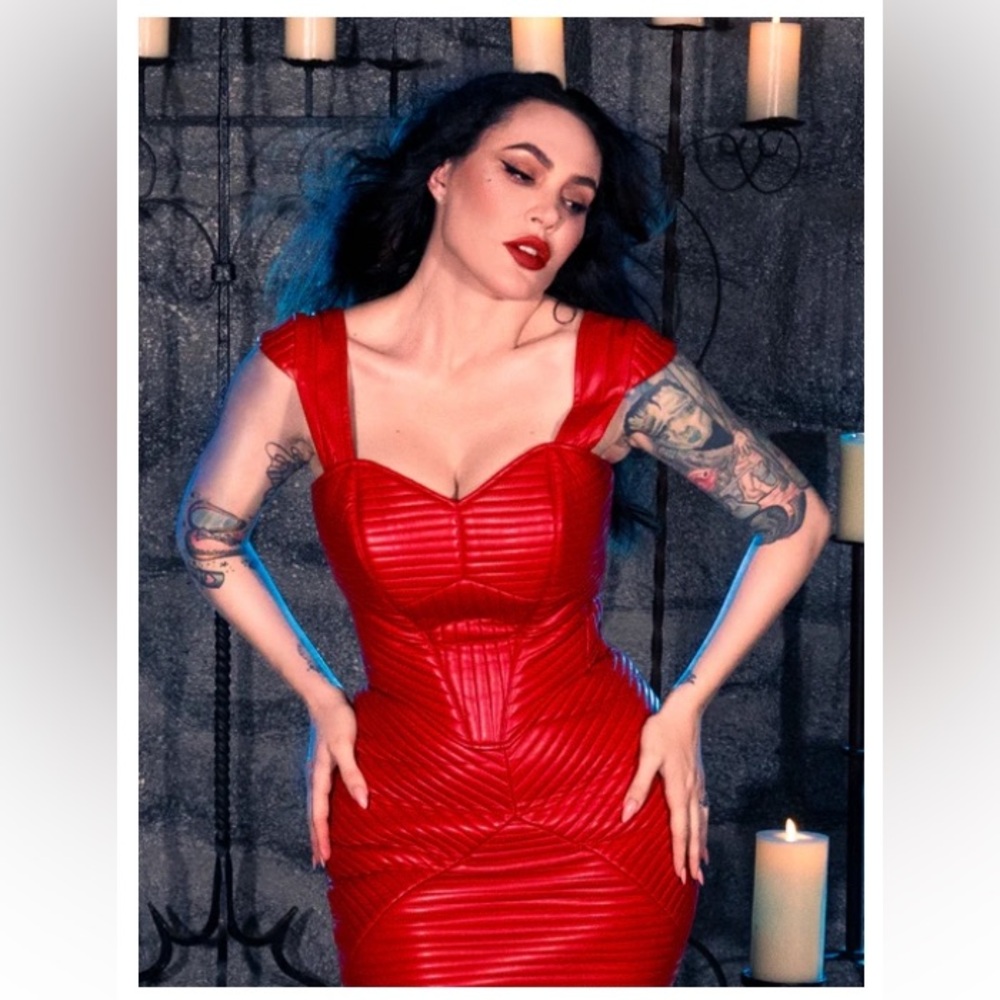 BRAM STOKER'S DRACULA Order of the Dragon Armor Bustier in Blood Red